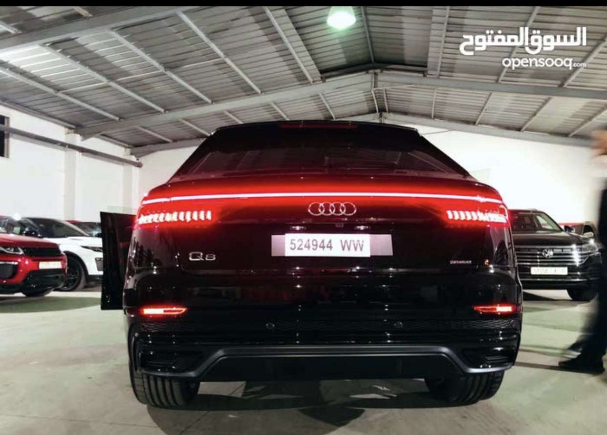 اودي ار اس كيو 8 2020